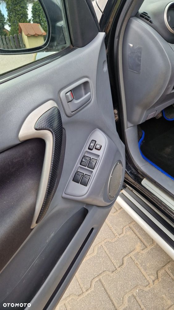 Toyota RAV4 4x4 - 13