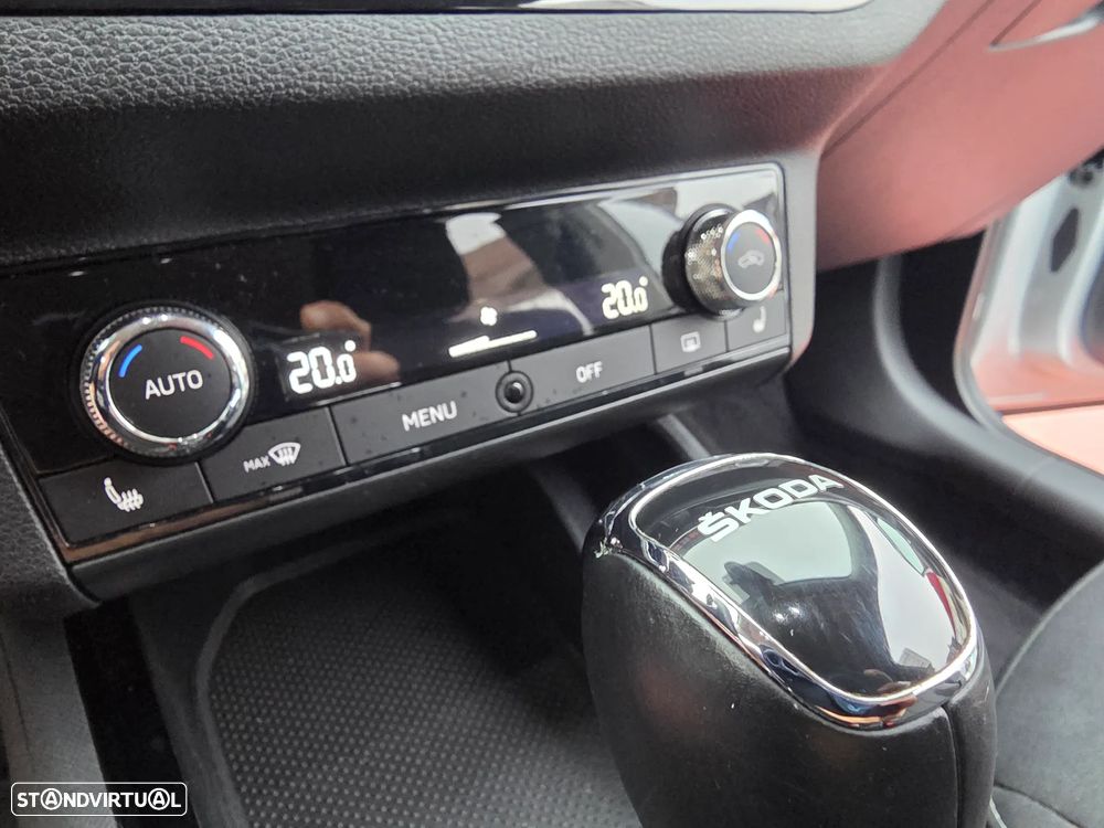 Skoda Kamiq 1.0 TSI Scoutline DSG - 28