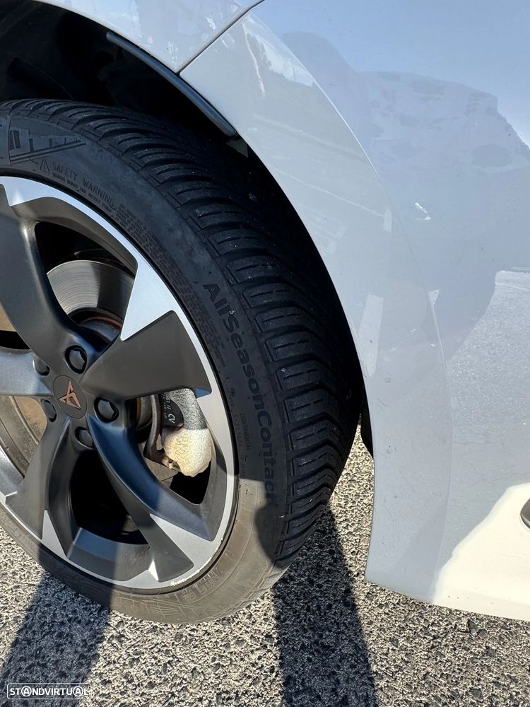 Cupra Leon 1.4 e-Hybrid (150 kW System) - 6