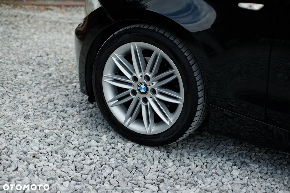 BMW Seria 1 120i - 14