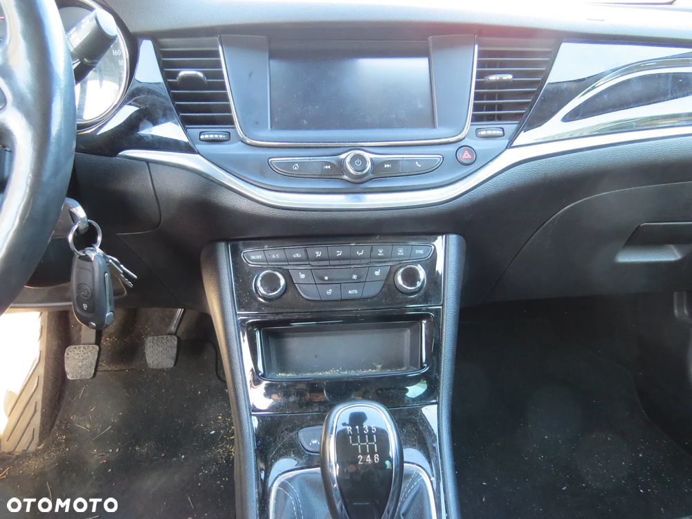 Opel Astra 1.2 Turbo Start/Stop Elegance - 11