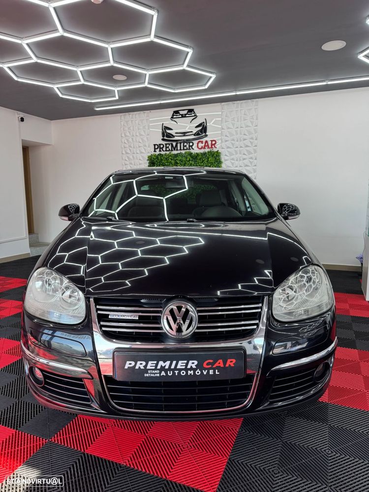 VW Jetta 1.9 TDi BlueM. Confortline - 2