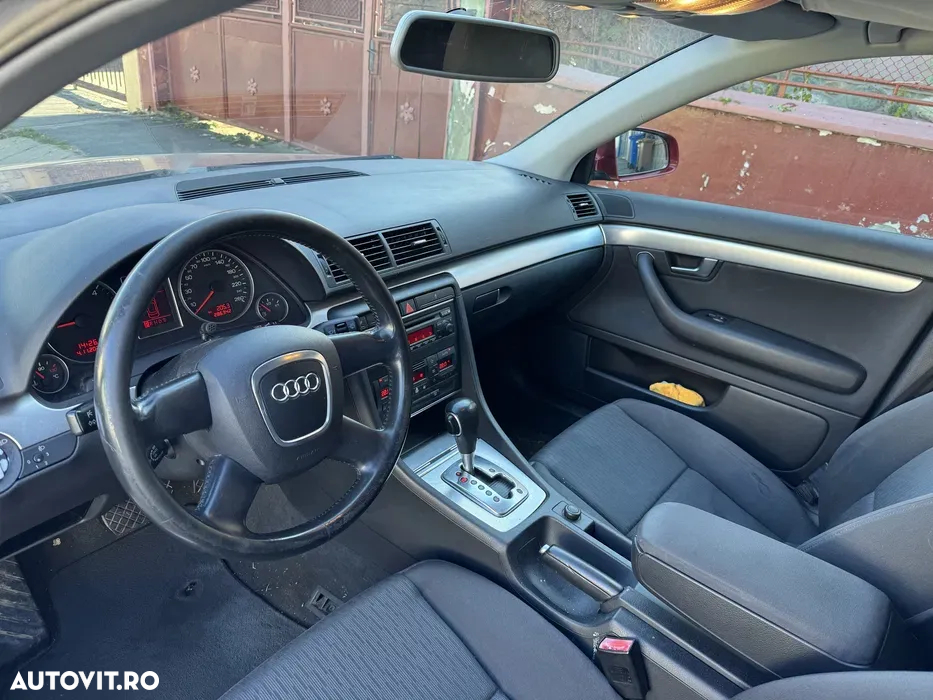 Audi A4 Avant 2.0 TDI Multitronic - 6