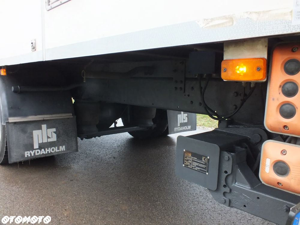 Volvo FL 260 - 12