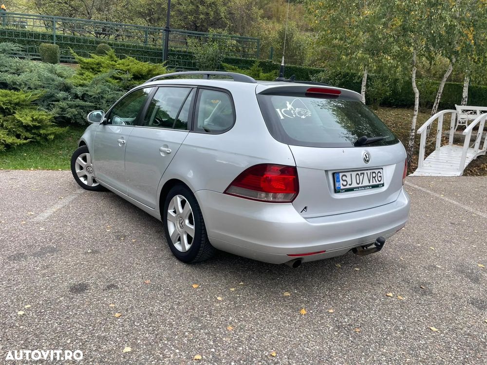 Volkswagen Golf 1.6 TDI BlueMotion Technology DPF Comfortline - 10