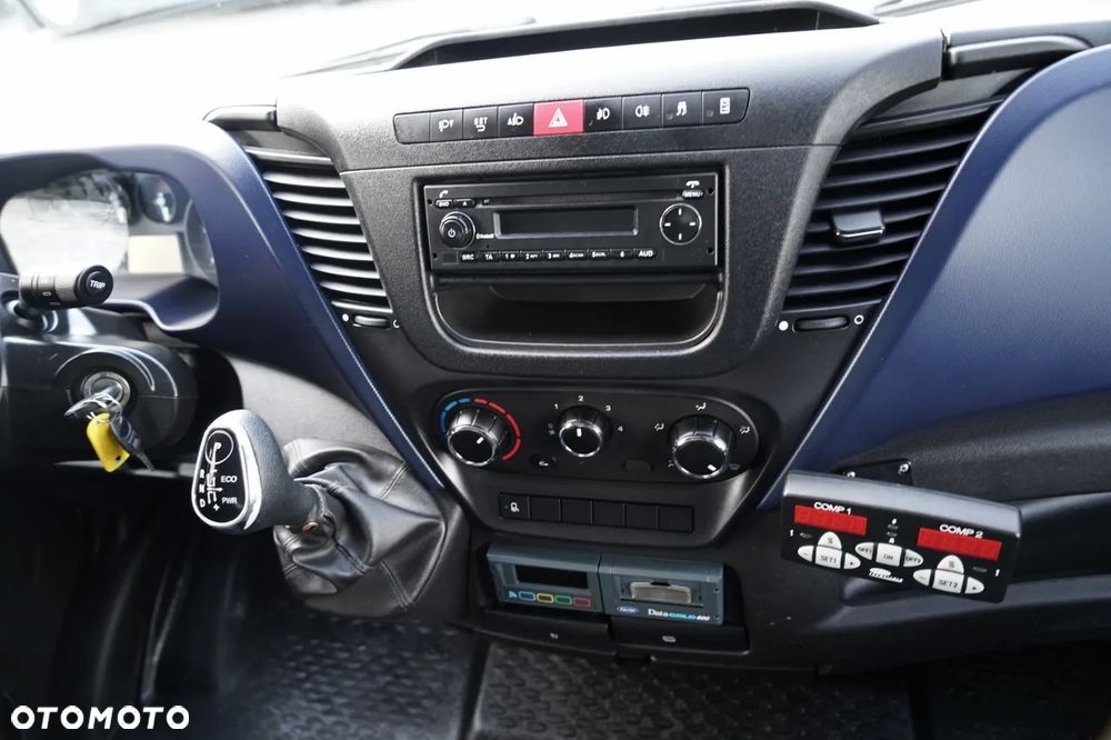 Iveco DAILY 35-150 / CHŁODNIA / AGREGAT PULSOR 400 MT / MULTITEMPERATURA  / ŚCIANA GRODZIOWA /  Sprowadzony - 27