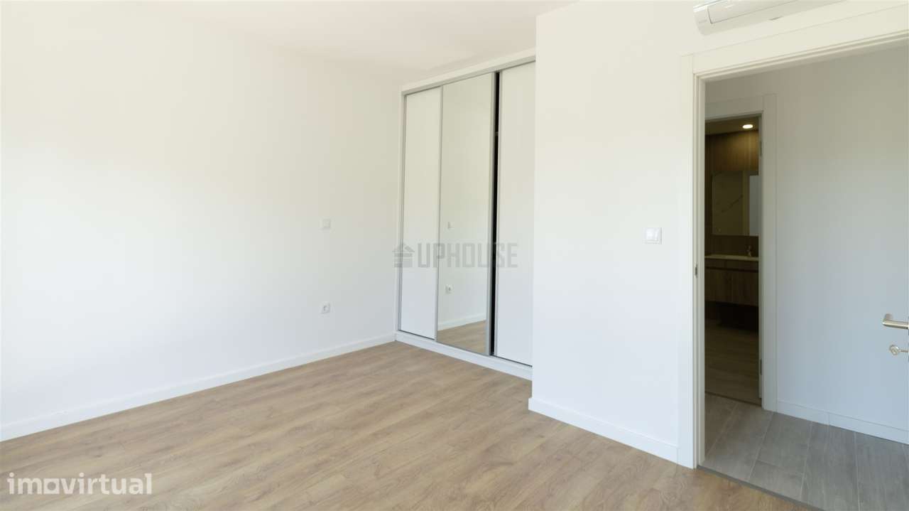 Apartamento T1 NOVO, Junto ao Centro de Viseu - Grande imagem: 4/10