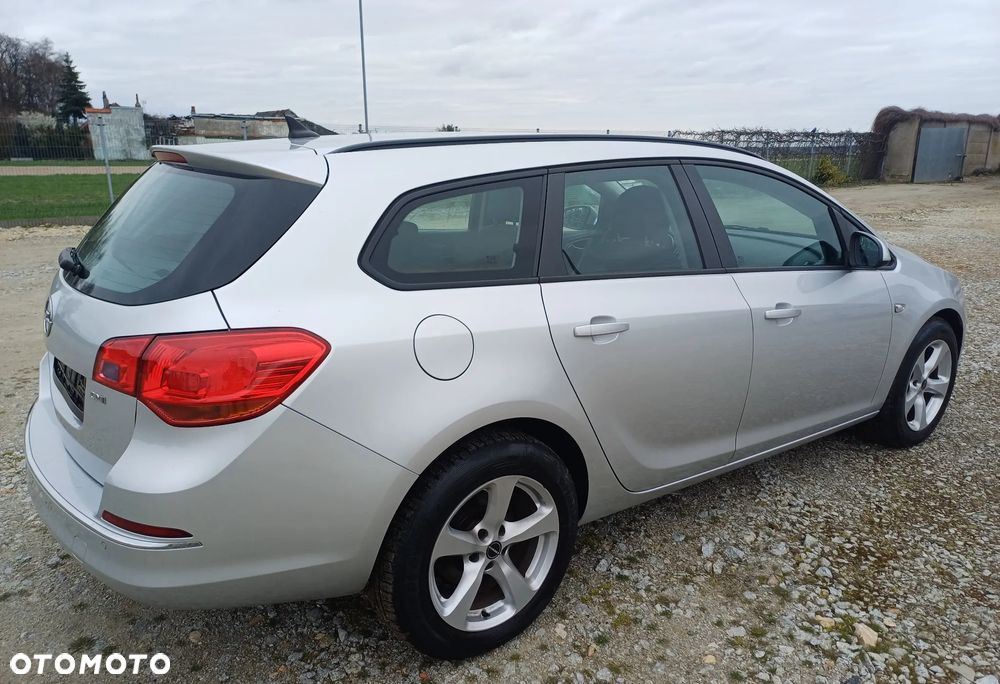 Opel Astra 1.7 CDTI Sport - 4