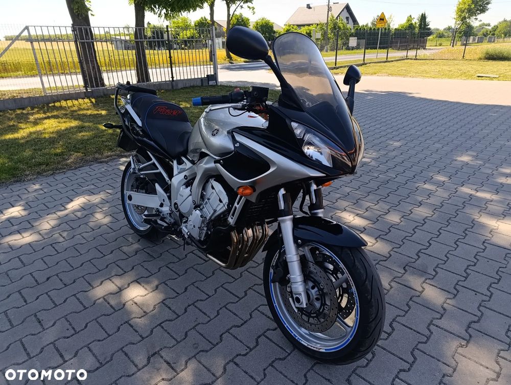 Yamaha FZ6 - 9