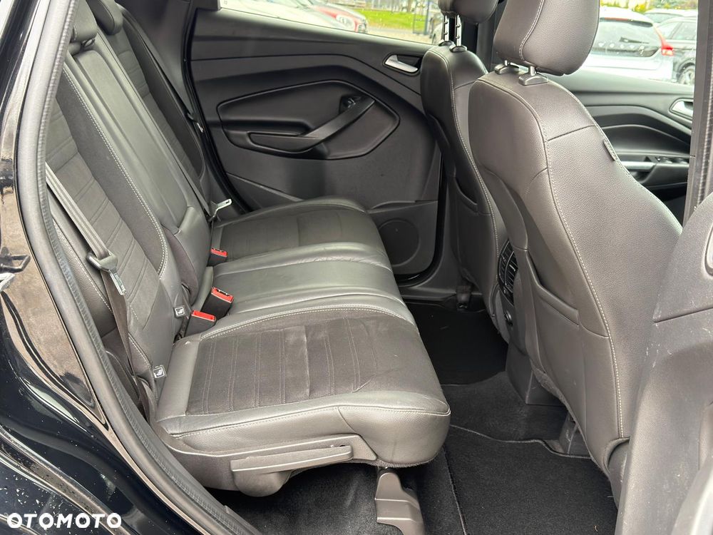 Ford Kuga 2.0 TDCi 4x2 ST-Line - 15
