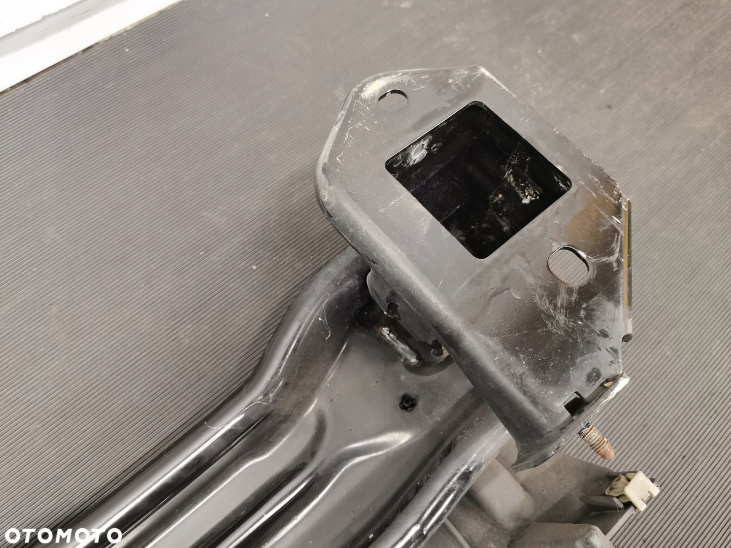 BMW X4 G02 BELKA ZDERZAKA TYLNEGO WZMOCNIENIE SMART OPENER - 8