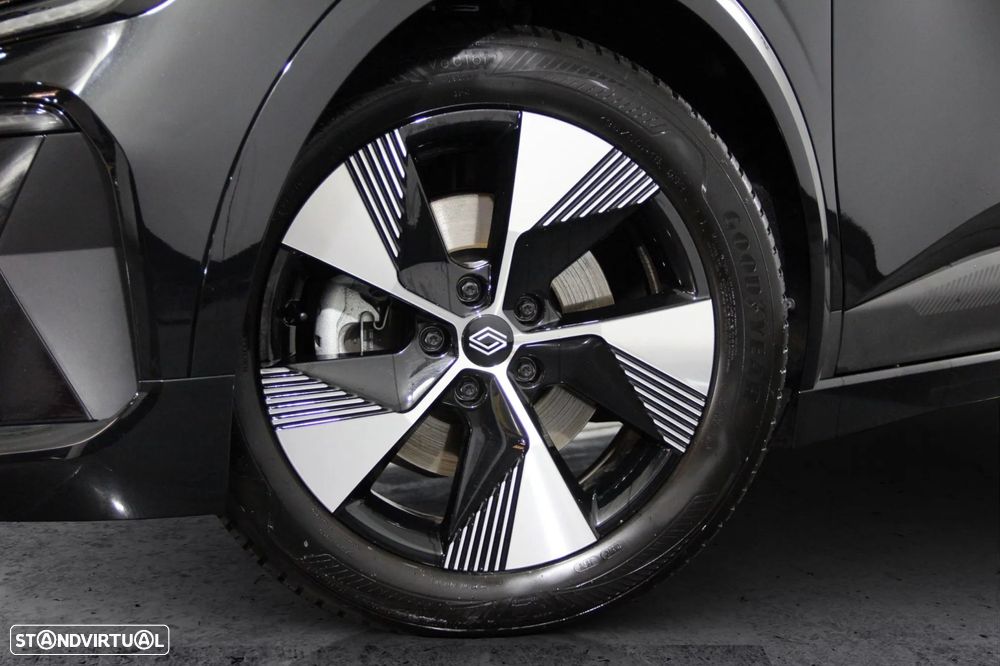 Renault Mégane E-Tech - 16
