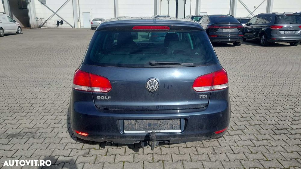Volkswagen Golf 1.6 TDI DPF Team - 8