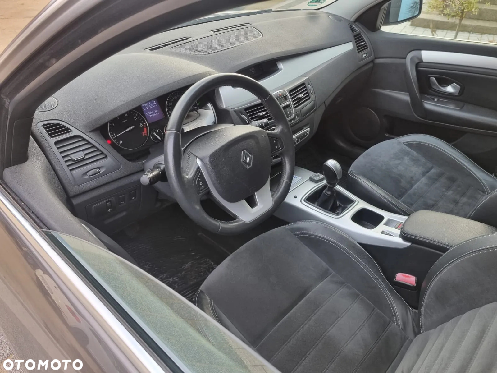 Renault Laguna - 4
