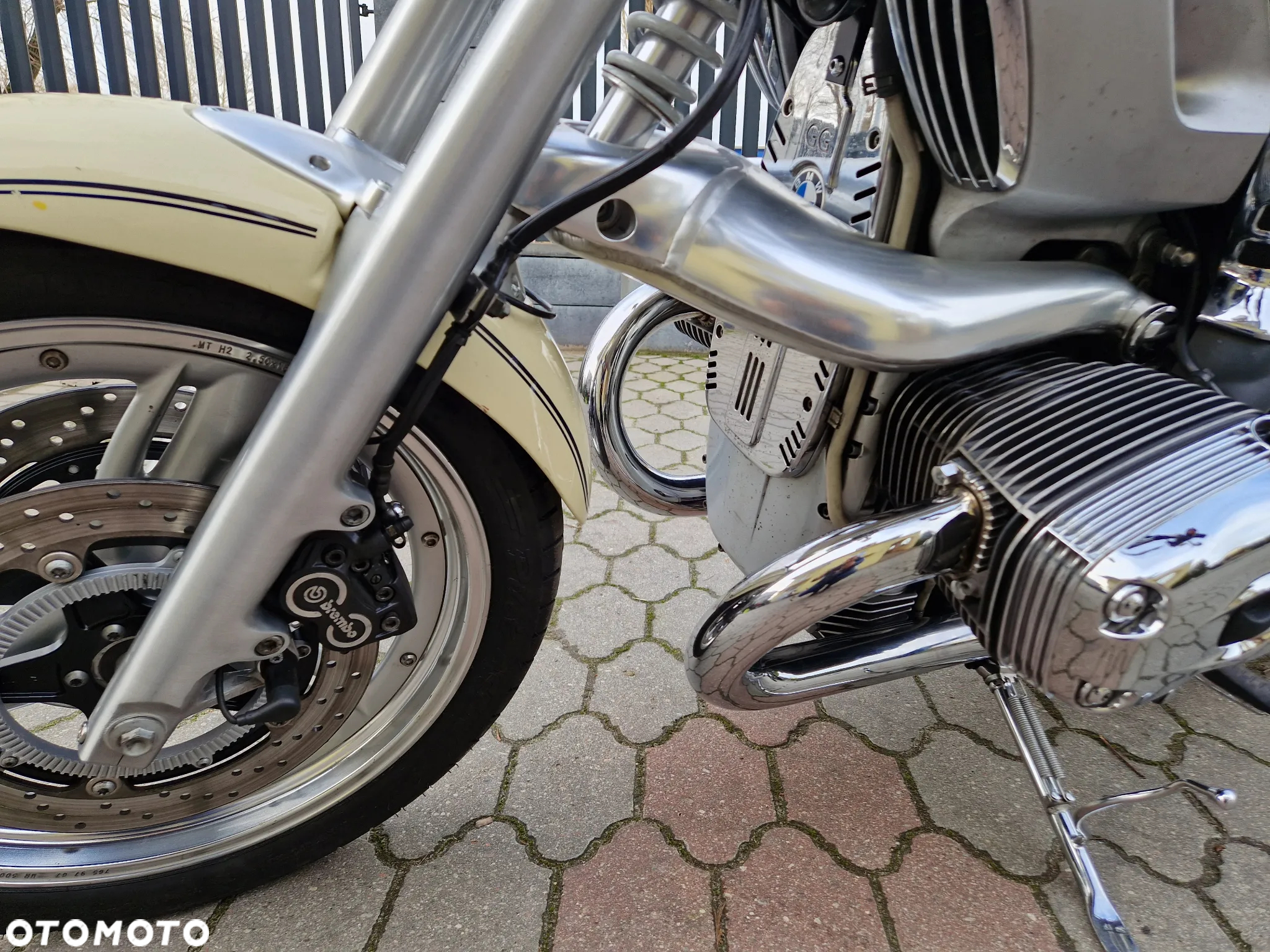 BMW R - 12