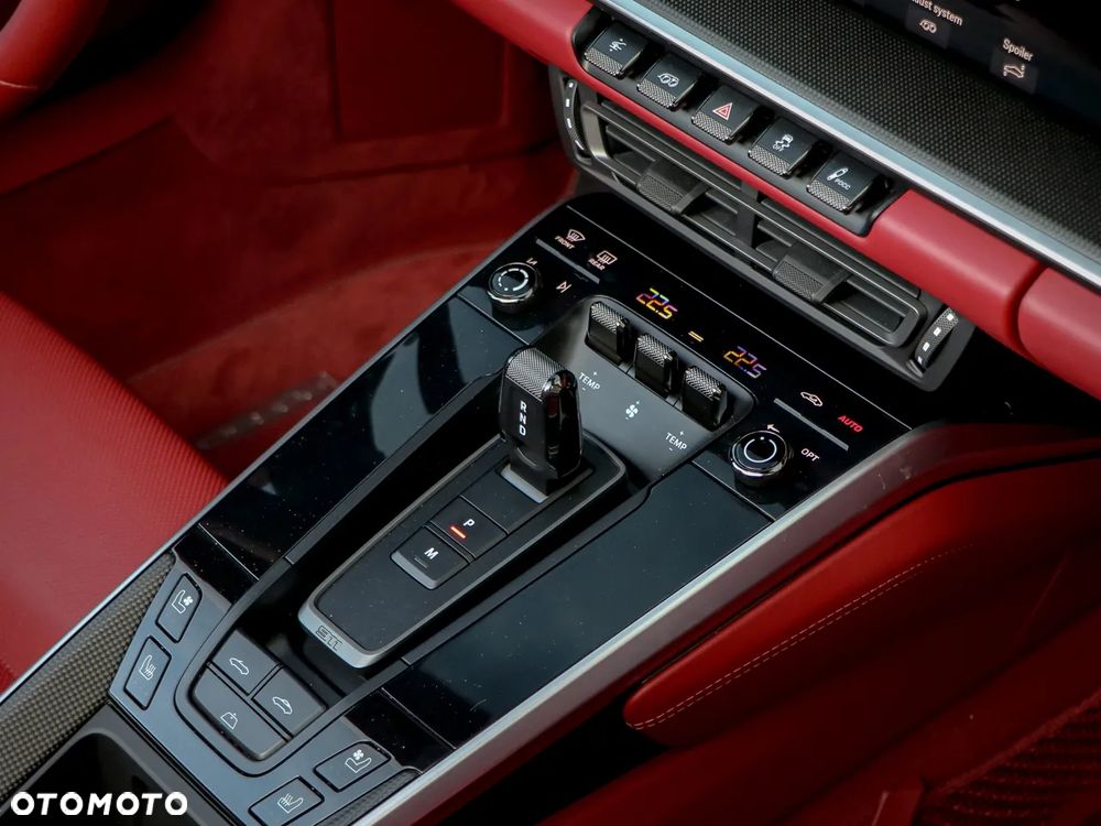 Porsche 911 Turbo S - 23