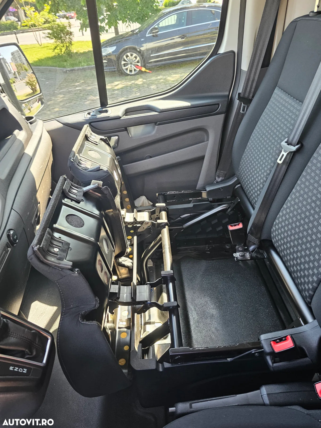 Ford Transit Custom - 11