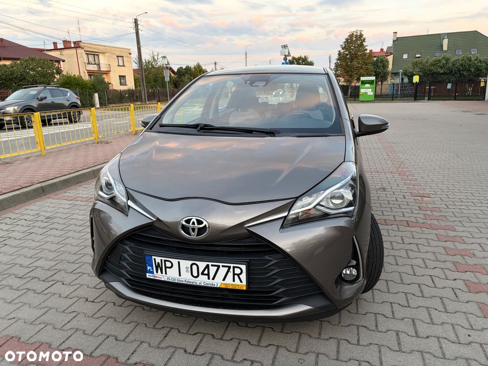 Toyota Yaris 1.0 Premium - 6