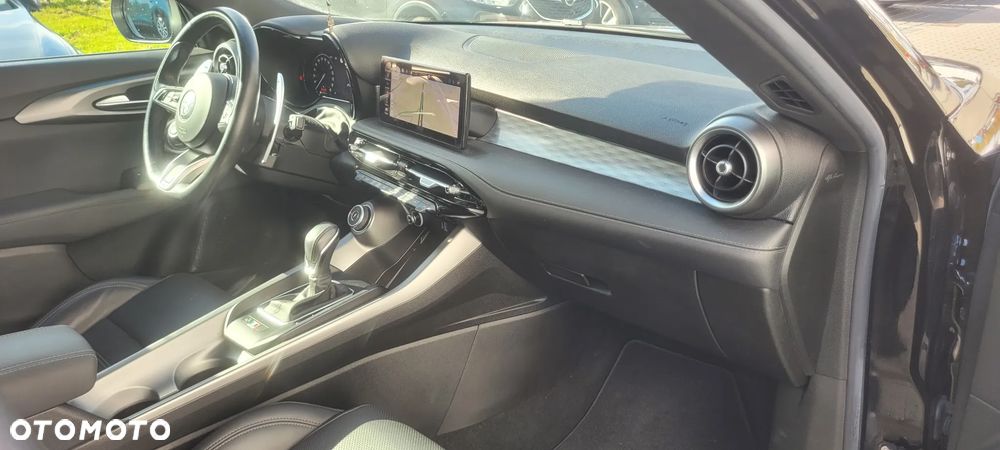 Alfa Romeo Tonale 1.5 T4 GSE mHEV Veloce DCT - 16