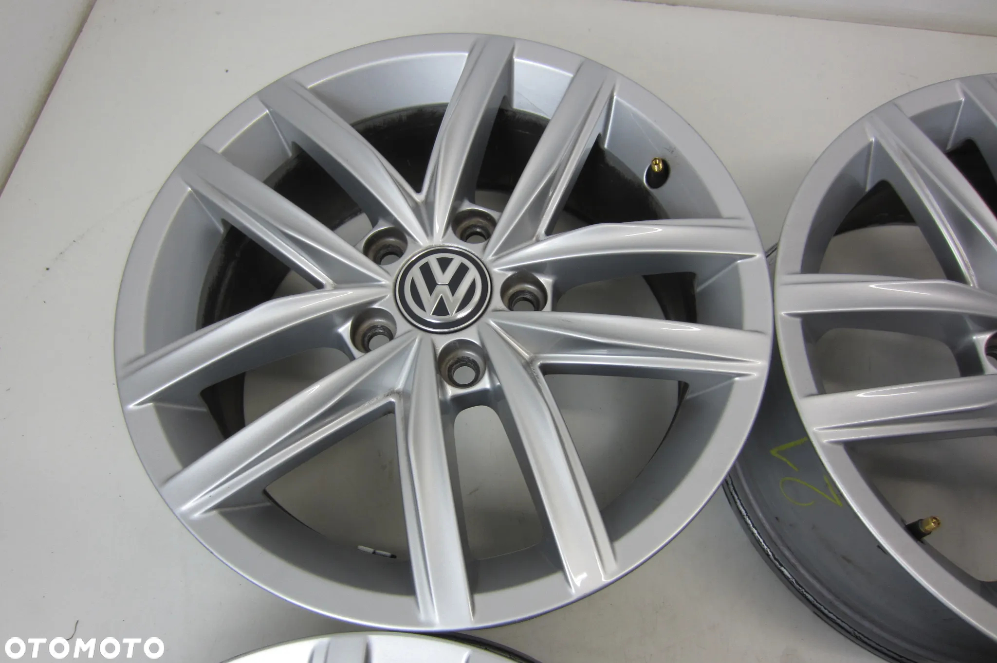 FELGI ALUMINIOWE 16 SEAT SKODA OCTAVIA III VW T4 TOURAN TIGUAN T-ROC GOLF PASSAT T4 SHARAN SCIROCCO T-ROC  EOS ET46 - 5