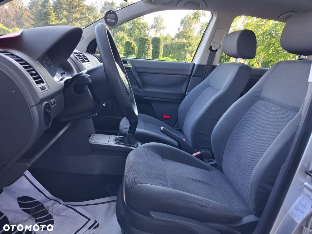 Volkswagen Polo - 8