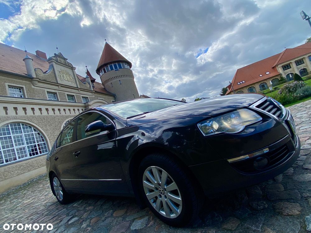 Volkswagen Passat - 3