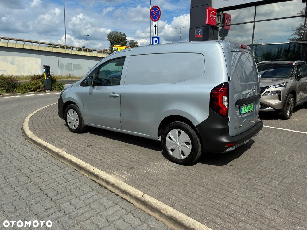 Nissan TOWNSTAR - 12