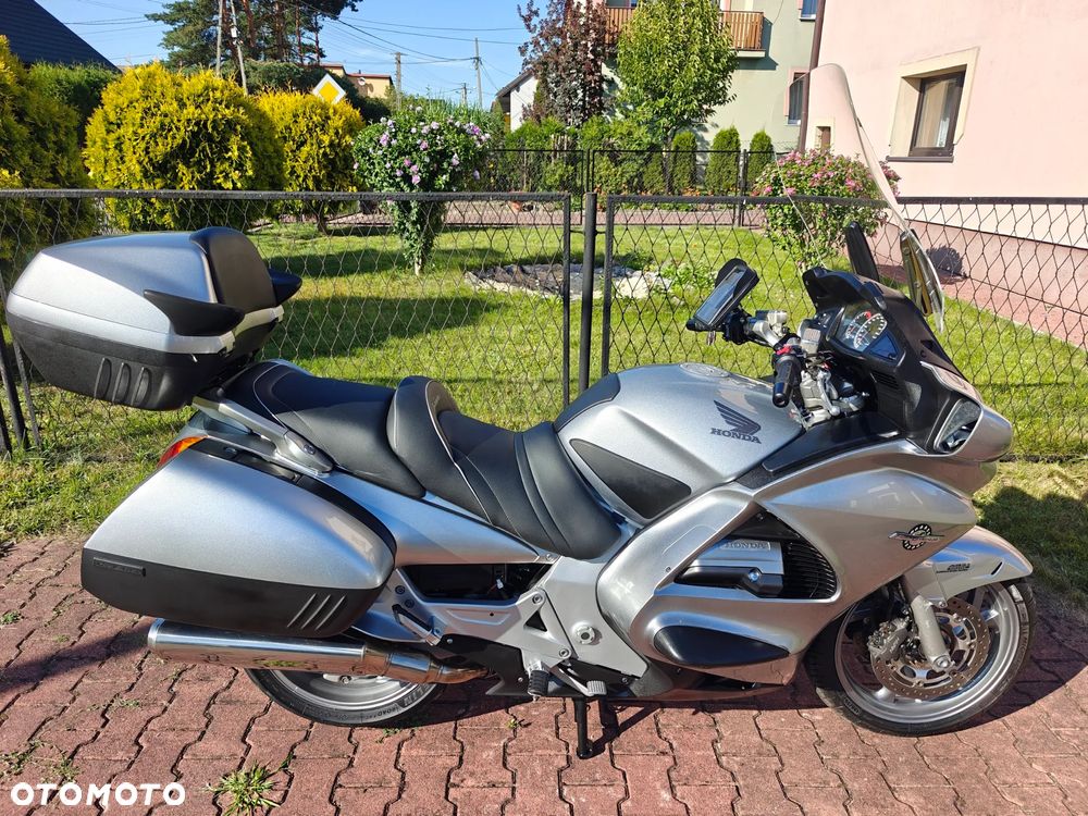 Honda ST - 2