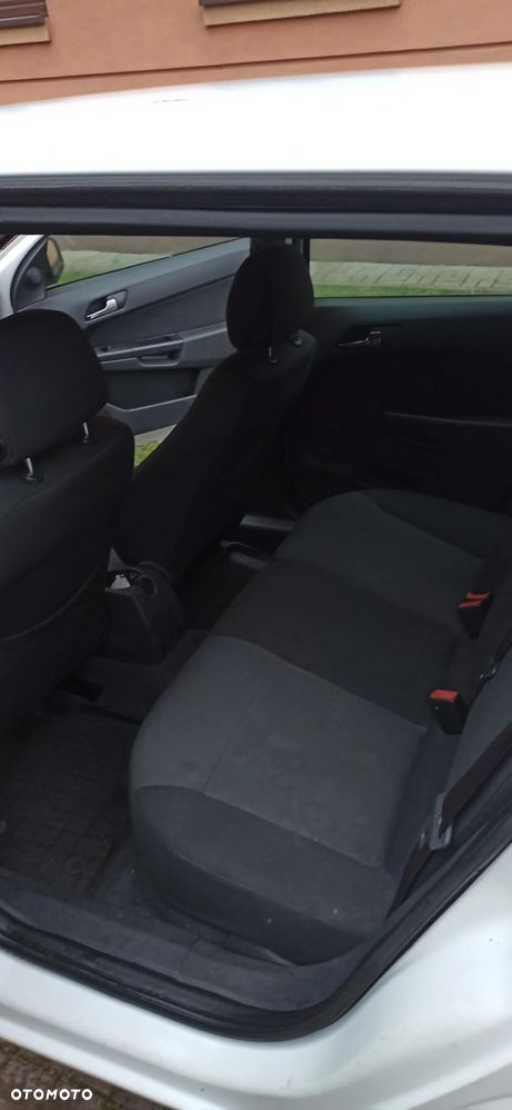 Opel Astra 1.7 CDTI - 13