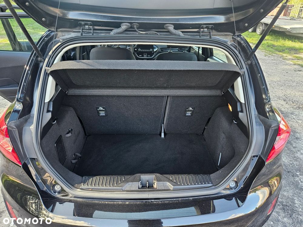 Ford Fiesta 1.1 S&S COOL&CONNECT - 11