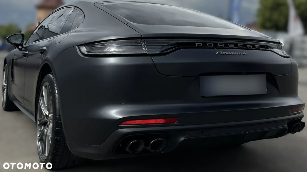 Porsche Panamera 2022 photo 2