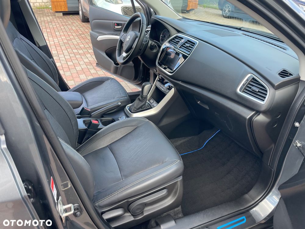 Suzuki SX4 - 28