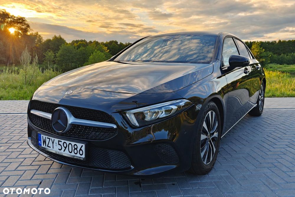Mercedes-Benz Klasa A 180 Style 7G-DCT - 1