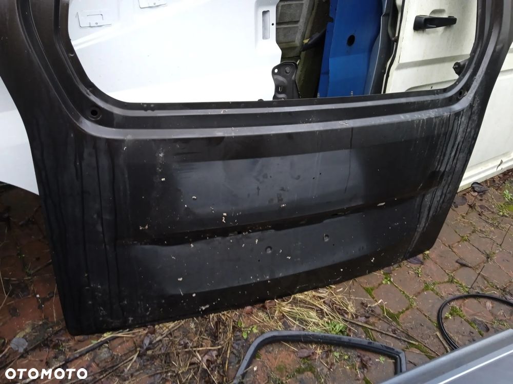 KLAPA TYLNA PEUGEOT RIFTER BERLINGO COMBO 18- PROACEE 19- - 2