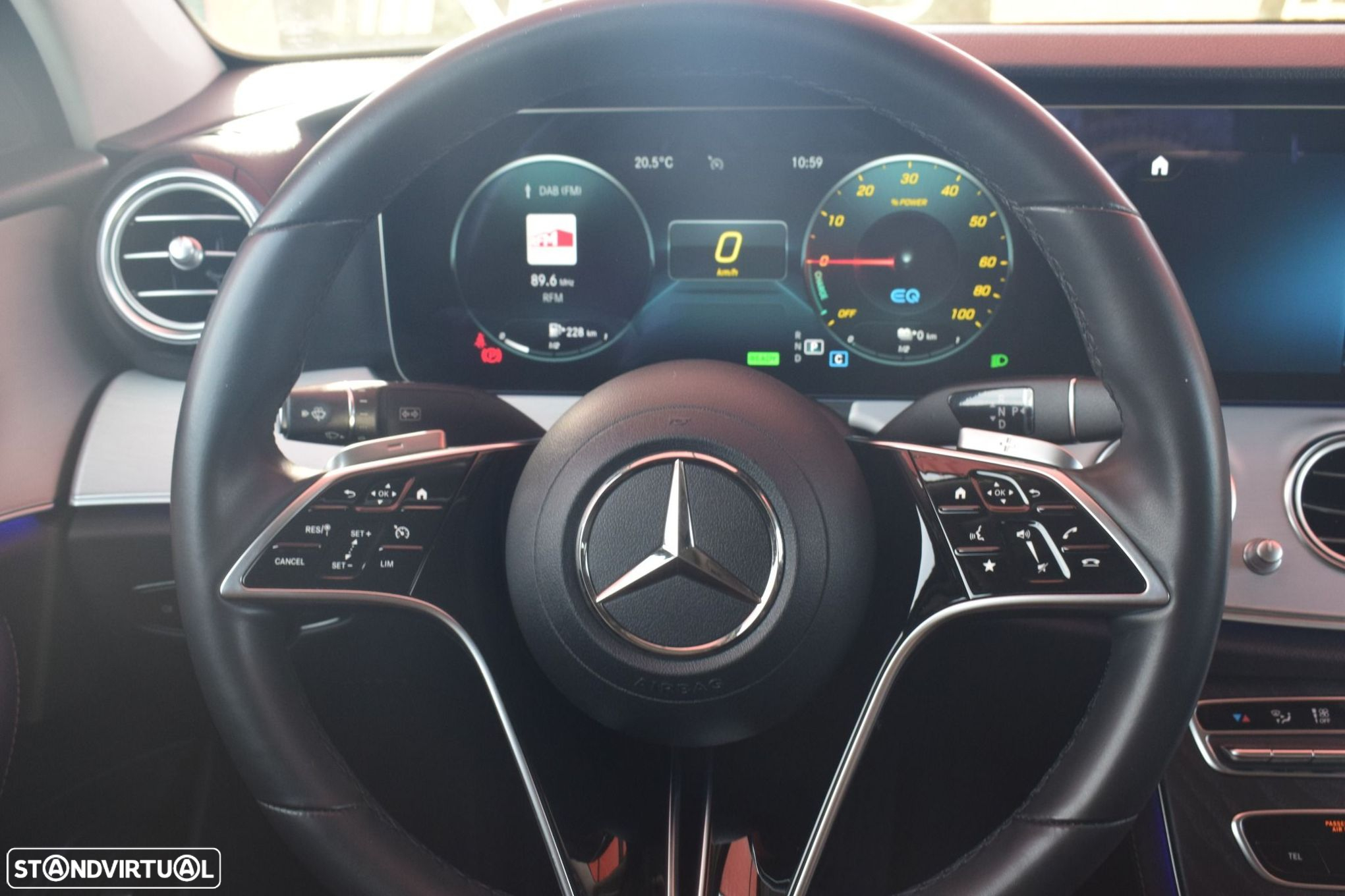 Mercedes-Benz E 300 de Avantgarde - 11
