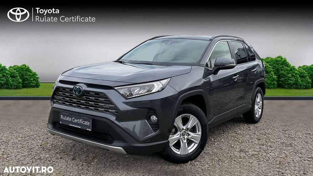 Toyota RAV4 - 1