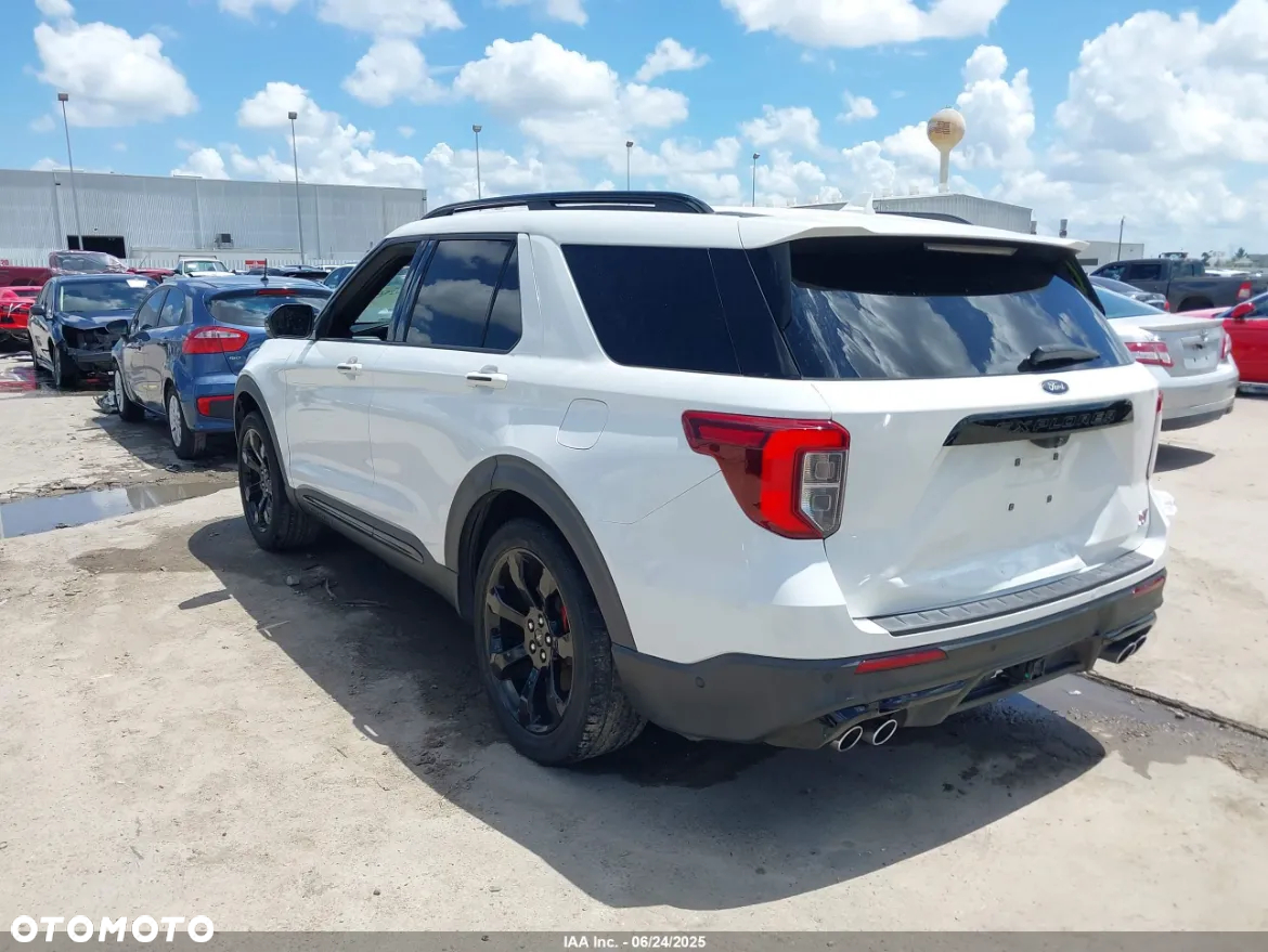 Ford Explorer - 6