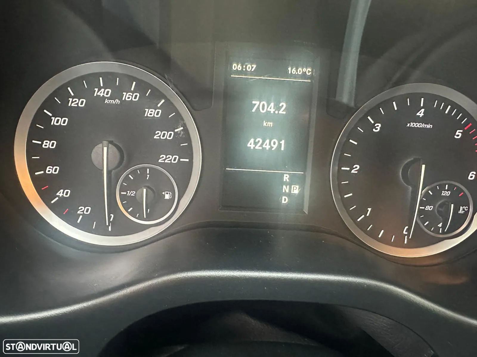 Mercedes-Benz Vito - 12