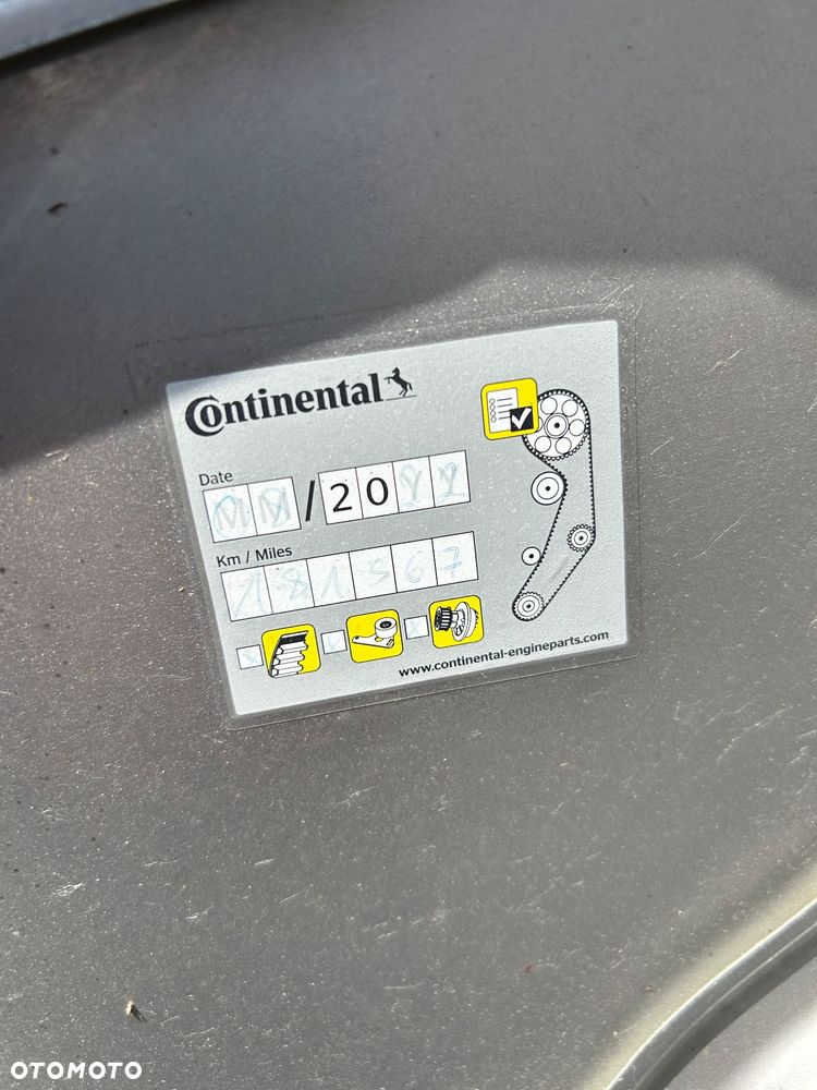 Volkswagen Polo 1.4 16V Sportline - 24