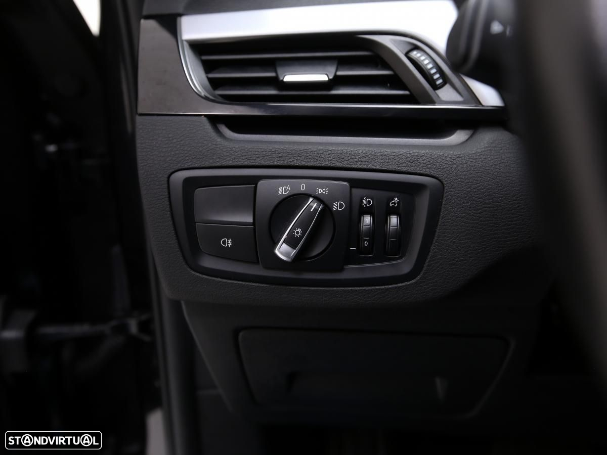BMW X1 25 e xDrive Corporate Edition - 16