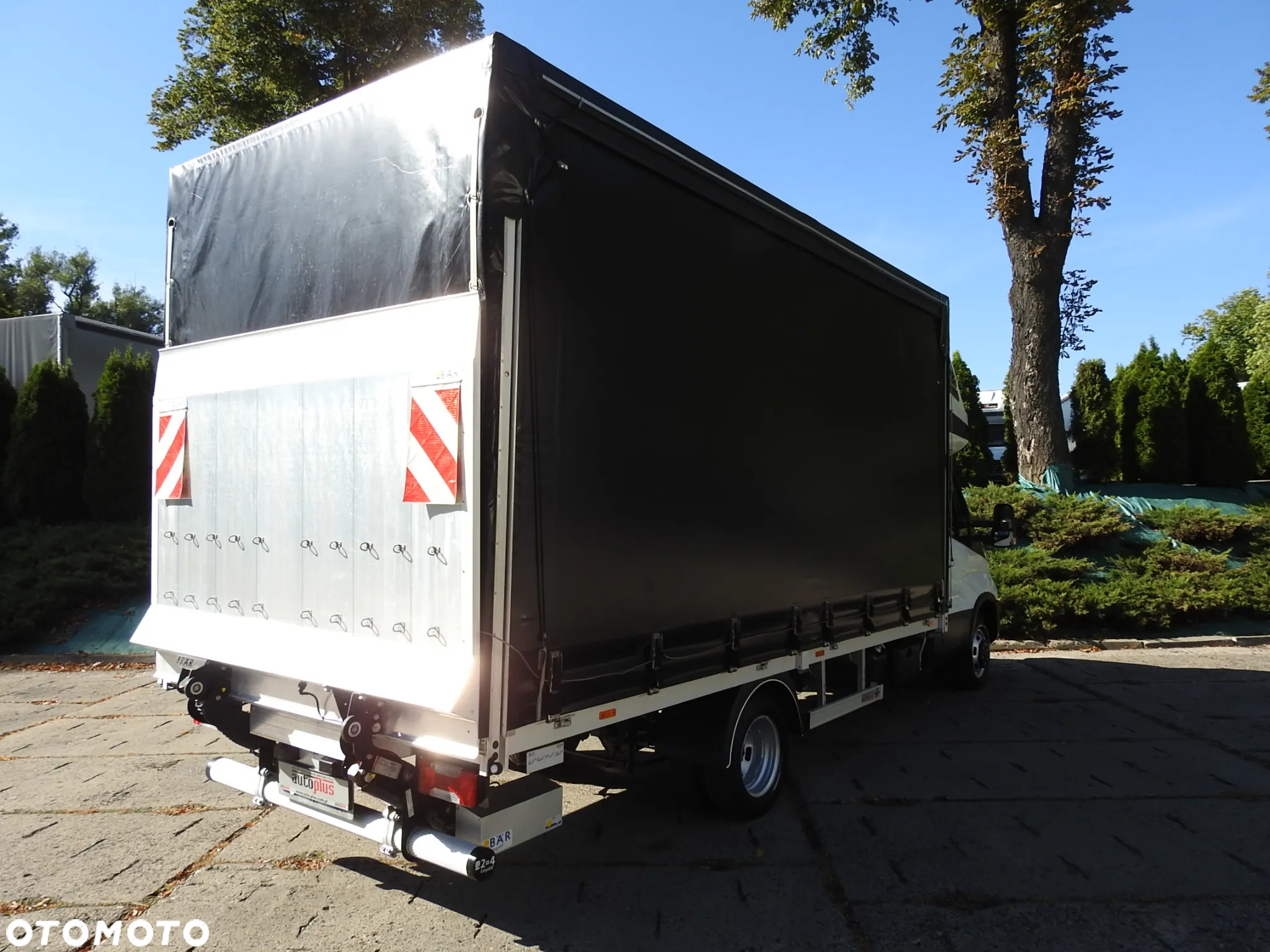 Iveco DAILY 50C18 PLANDEKA WINDA 10 PALET WEBASTO TEMPOMAT NAWIGACJA KLIMATYZACJA LEDY BLIŹNIACZE KOŁA 180KM [ 436150 ] - 4