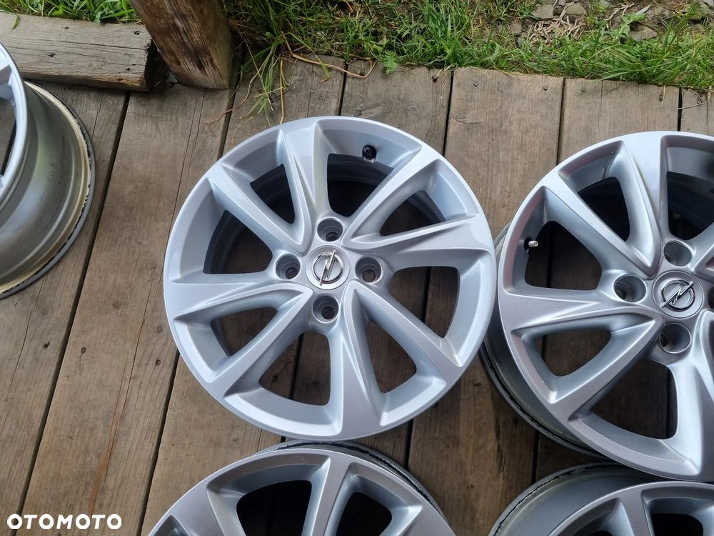 OPEL CORSA F alu 6,5X16 ET38 4X108 bdb stan - 3