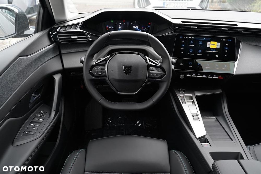 Peugeot 308 1.5 BlueHDi Allure S&S EAT8 - 17