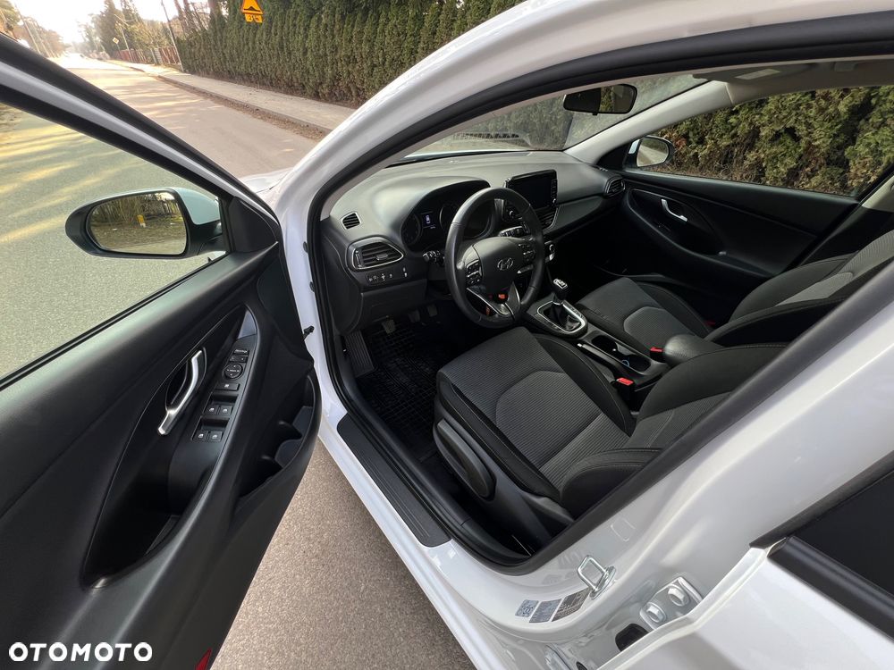 Hyundai i30 1.5 T-GDI 48V Modern - 7