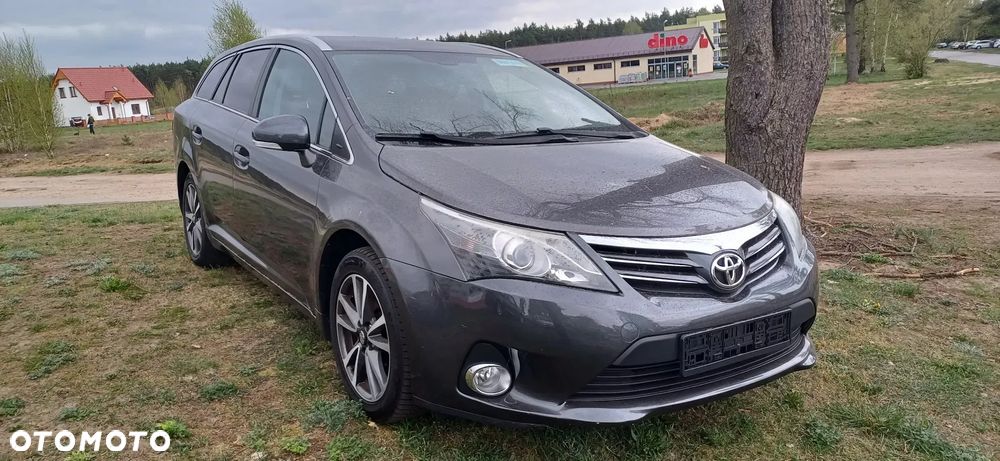 Toyota Avensis 2.2 D-4D Automatik Edition (2014) - 2