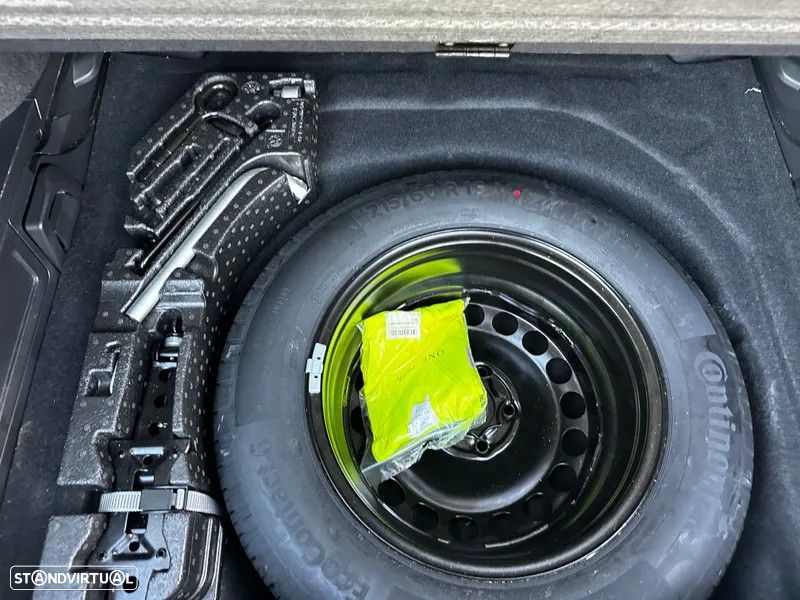 VW Passat Variant 2.0 TDi Business DSG - 43