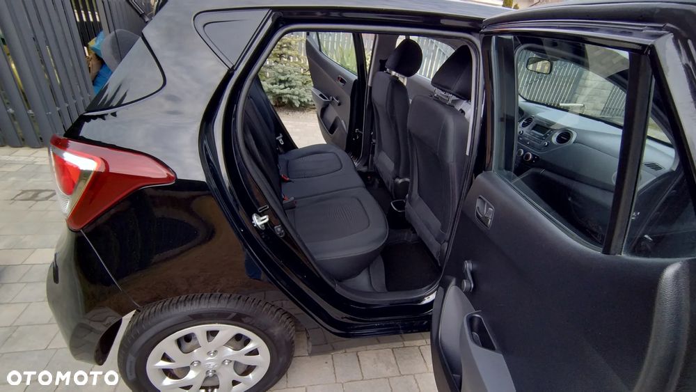 Hyundai i10 1.0 GO - 12