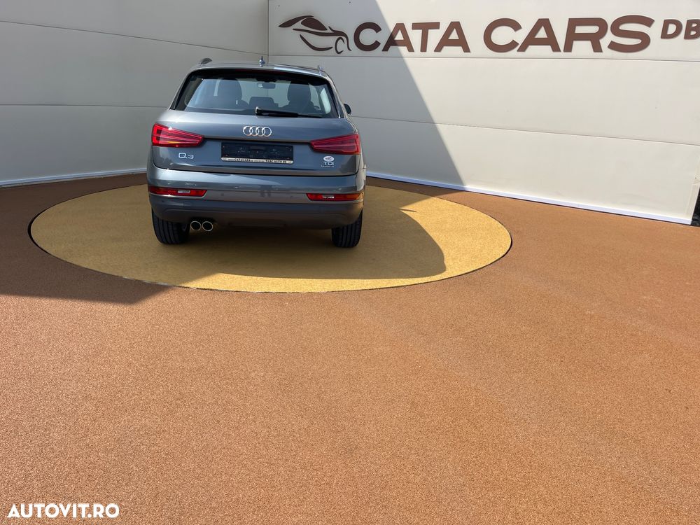 Audi Q3 2.0 TDI Quattro - 12