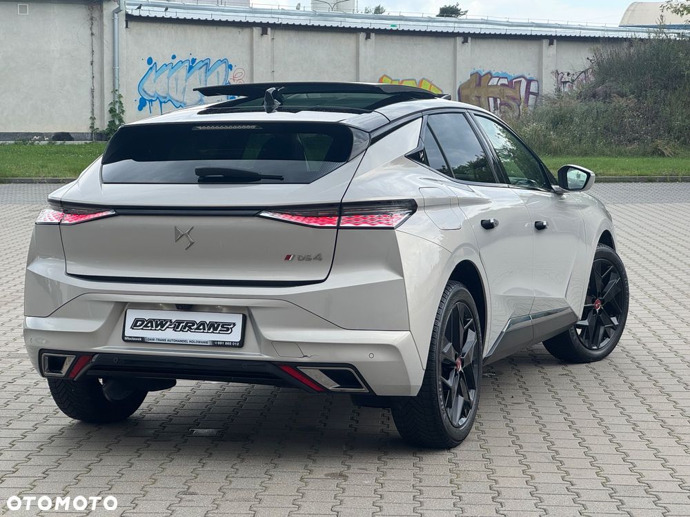 DS Automobiles DS 4 1.5 BlueHDi Performance Line + - 7