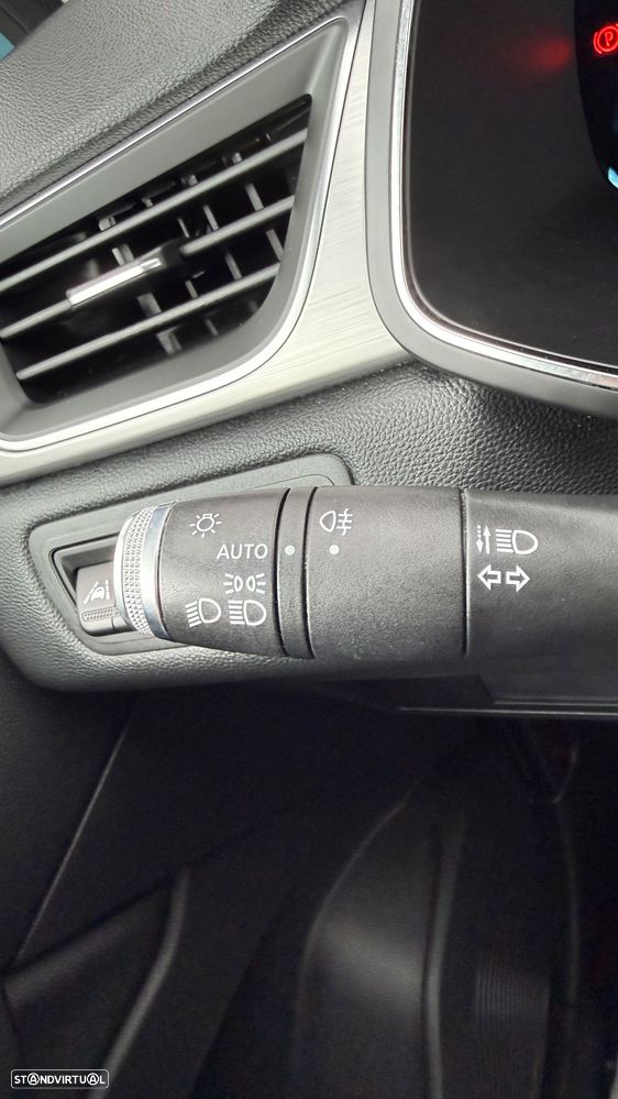 Renault Captur 1.6 E-Tech Plug-In Intens - 23